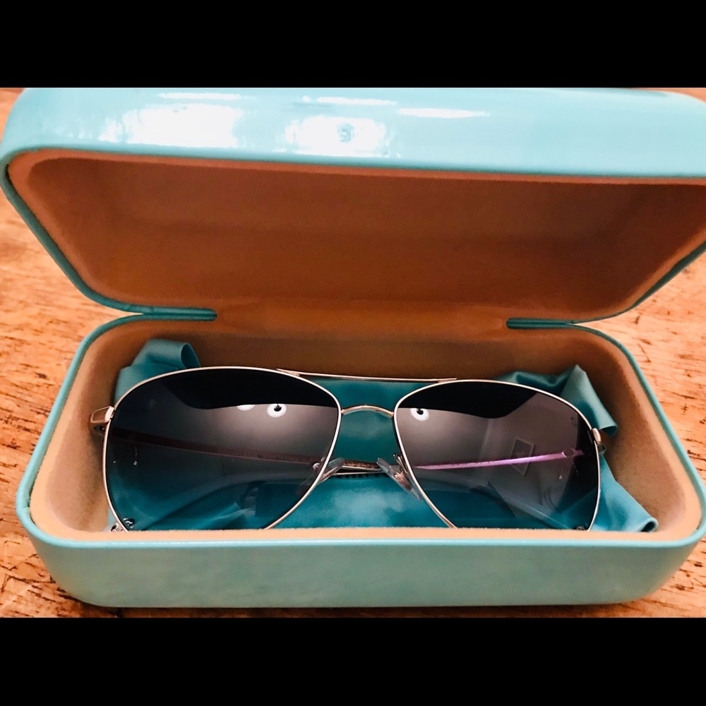 Authentic T&CO sunglasses 😎